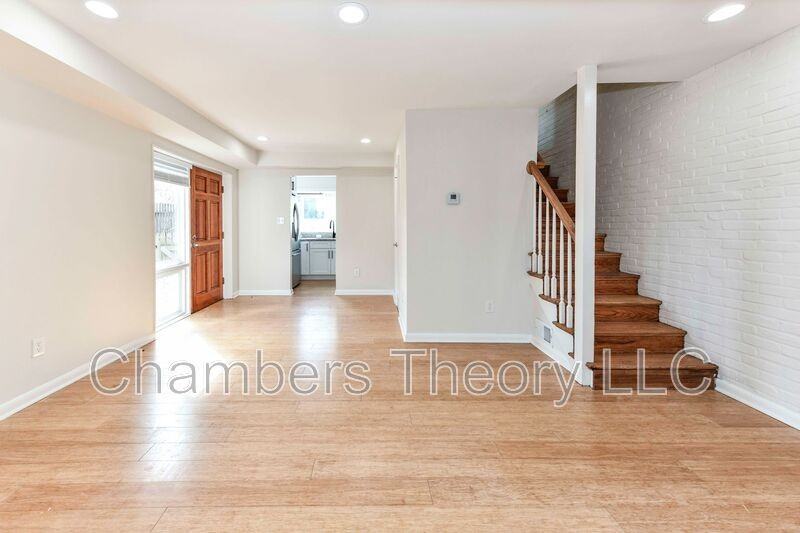 5225 10th Pl S - Photo 5 of 25