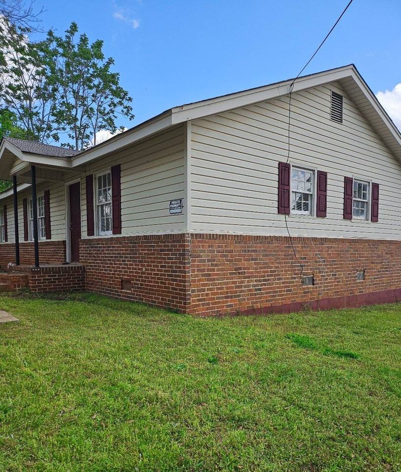 128 Pearl St #128 - Photo 2 of 15