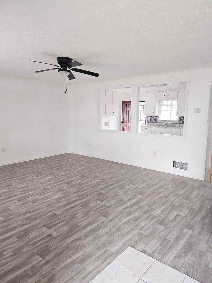 128 Pearl St #128 - Photo 5 of 15