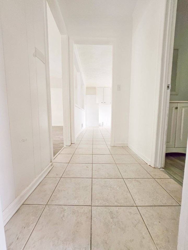 128 Pearl St #128 - Photo 6 of 15