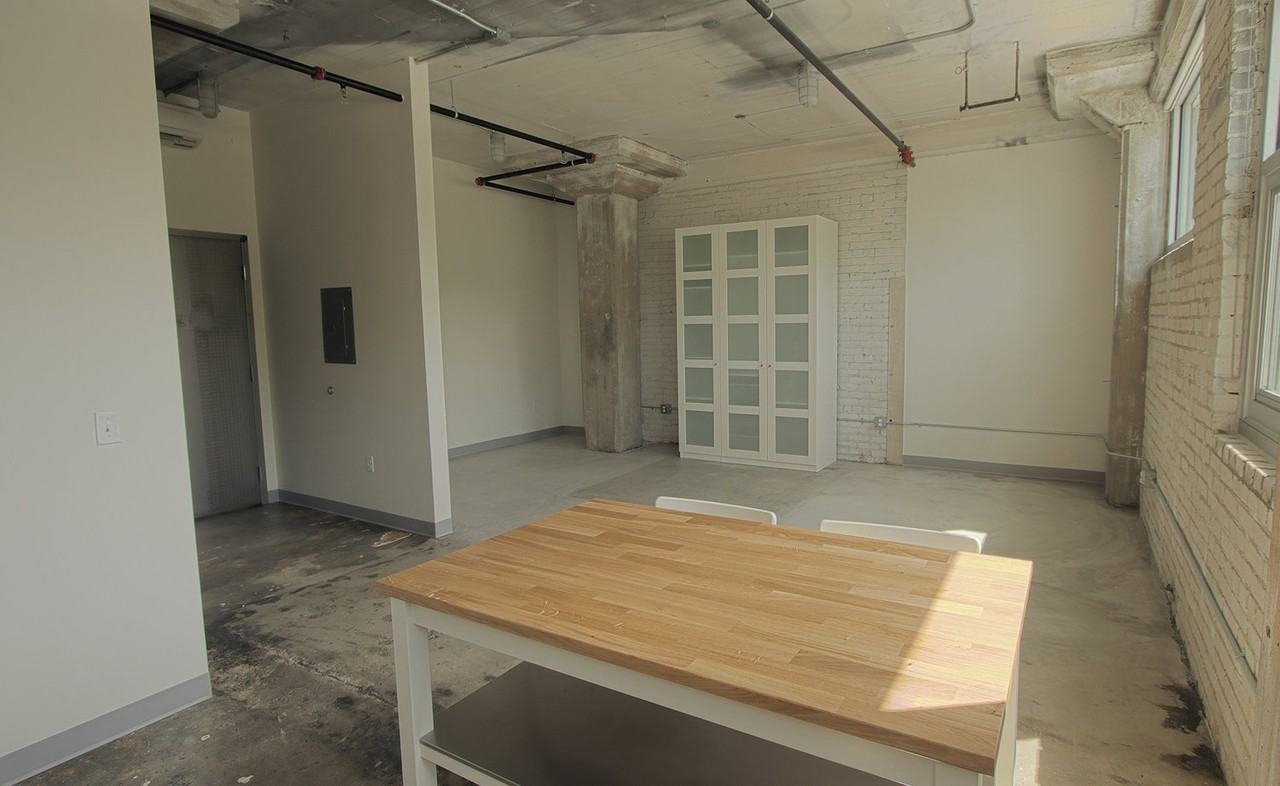 714 Walbridge St #308 - Photo 5 of 7