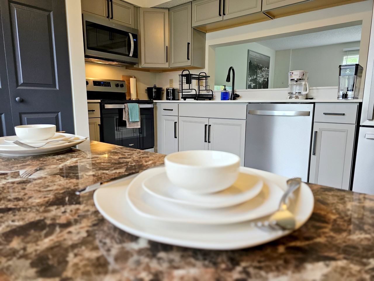 9408 Lexington Cir Apt C #2 - Photo 3 of 13