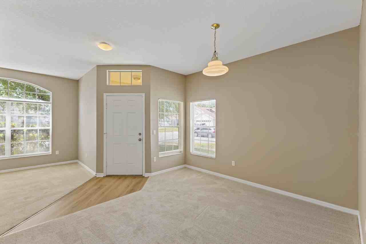 1209 Willow Branch Dr - Photo 5 of 24