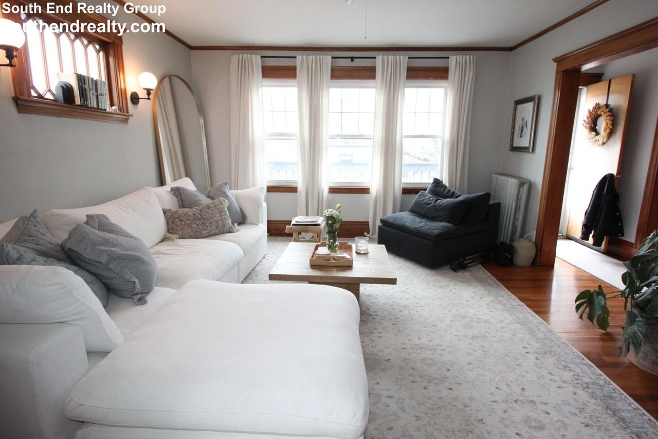 49 Egerton Rd - Photo 2 of 29