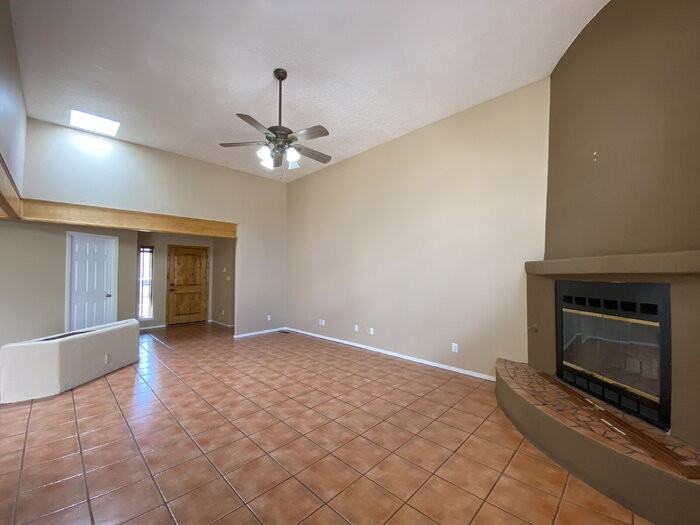 7544 Thornwood Dr Nw - Photo 2 of 41