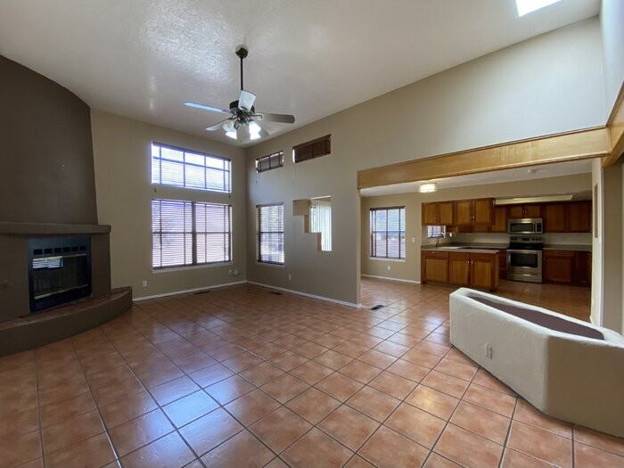 7544 Thornwood Dr Nw - Photo 3 of 41