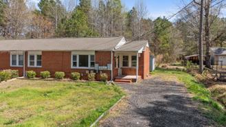 513 Truitt Chesapeake - Photo 1 of 1