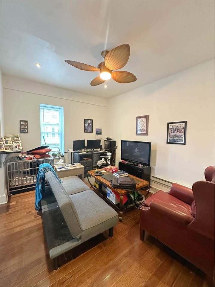 4043 Spring Garden Street - Photo 4 of 12