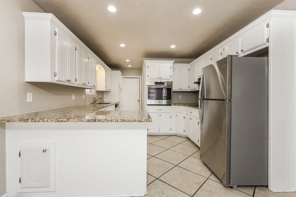 1112 Briar Bend Trl - Photo 6 of 16