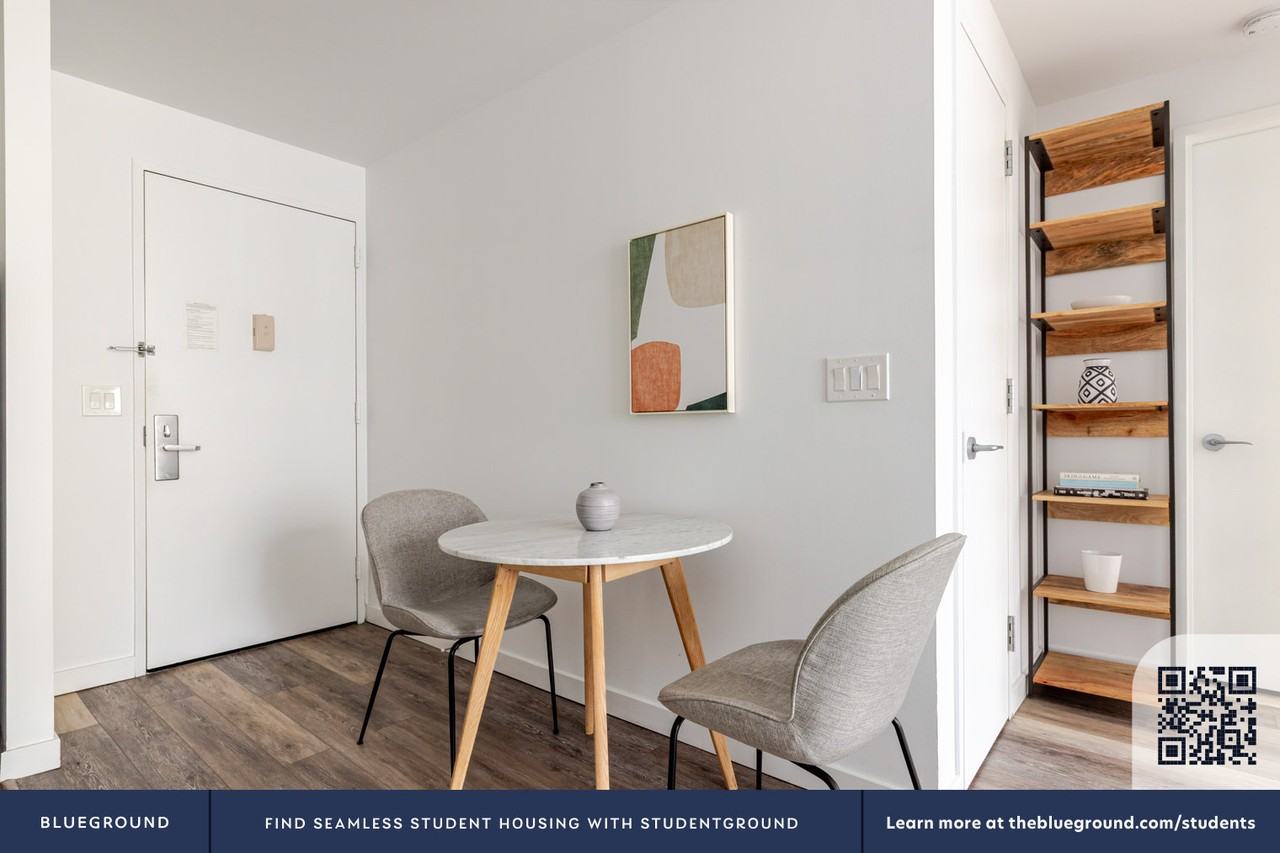 556 3rd Ave #1804 - Photo 6 of 22