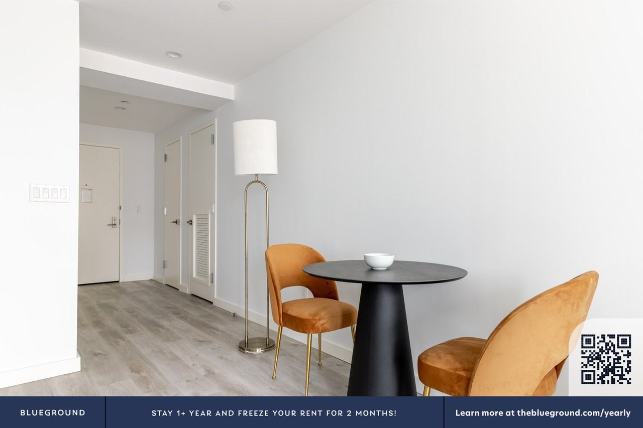 87 Commercial St #1812 - Photo 7 of 39