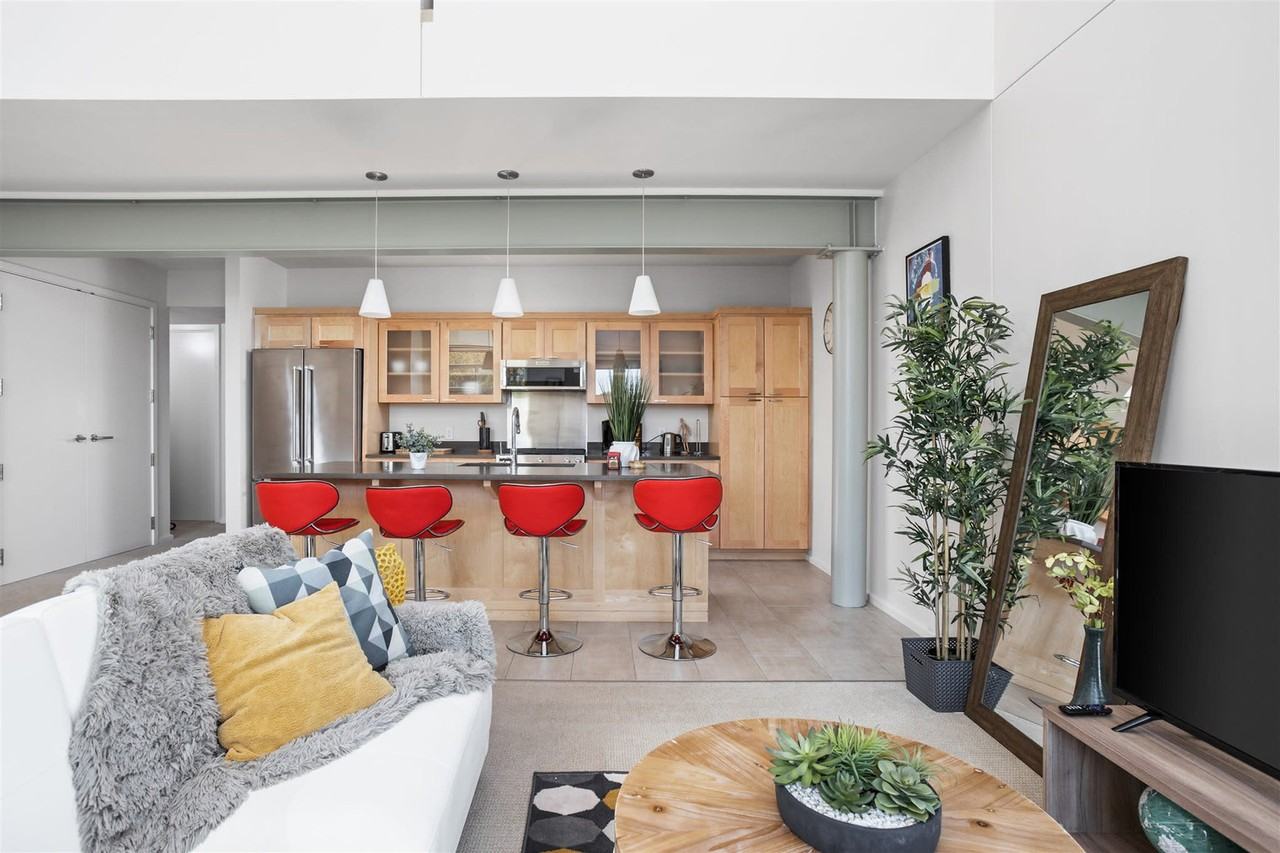 888 Massachusetts Ave #1014221P - Photo 2 of 19