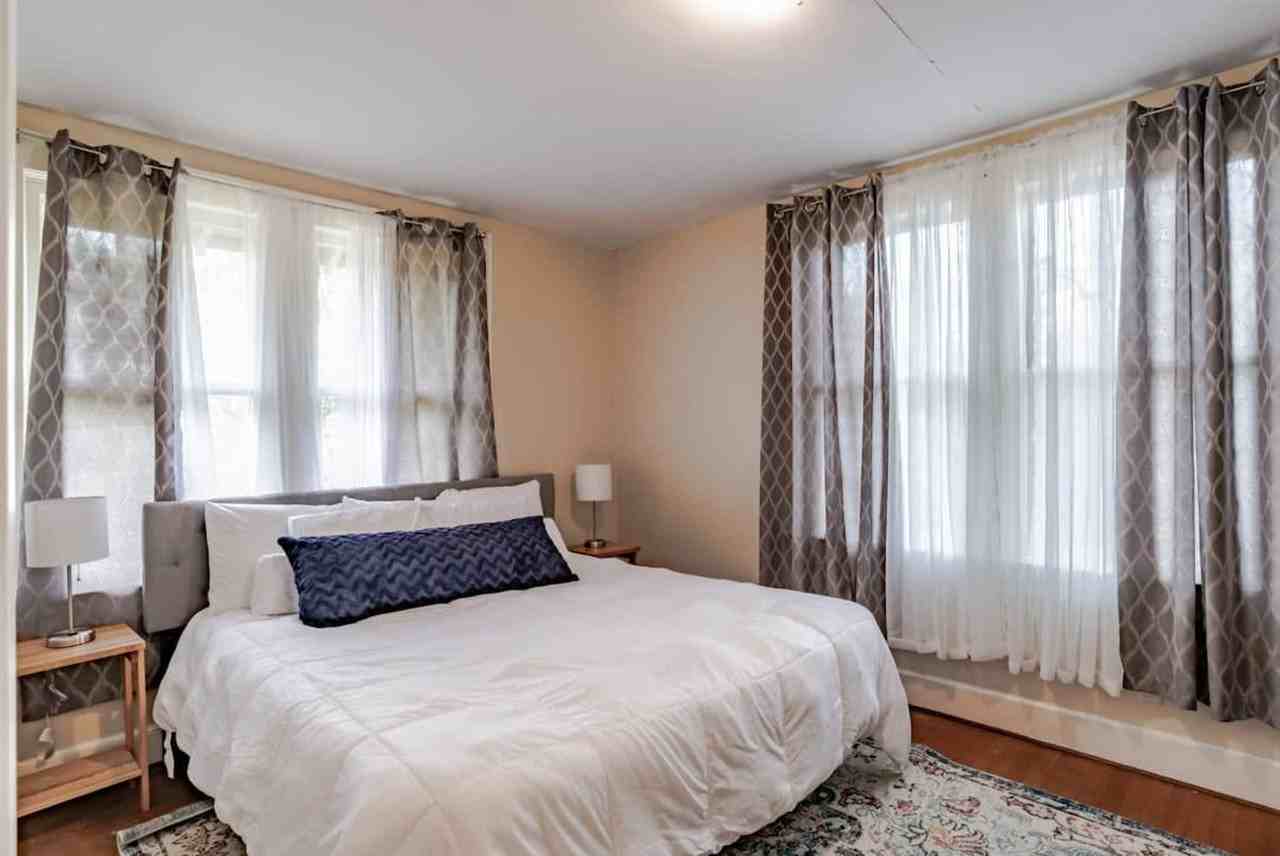152 Hannon Ave #1043572P - Photo 7 of 50