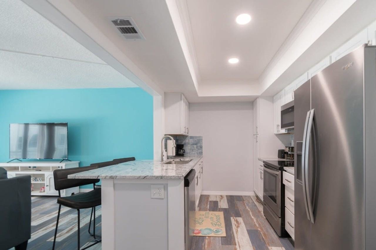 205 Jimmy Buffett Memorial Highway #1044403P - Photo 7 of 31