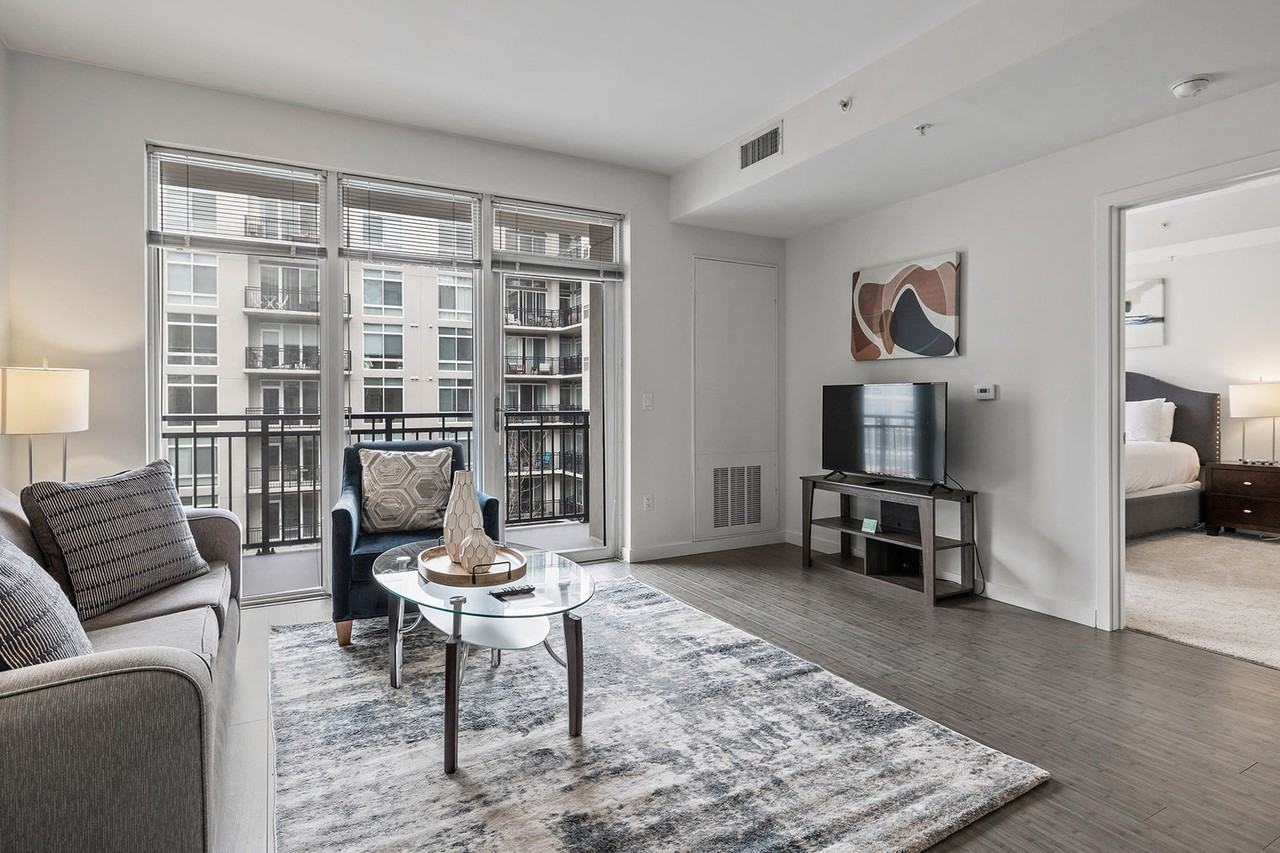 301 Commons Park S #1050413P - Photo 3 of 24