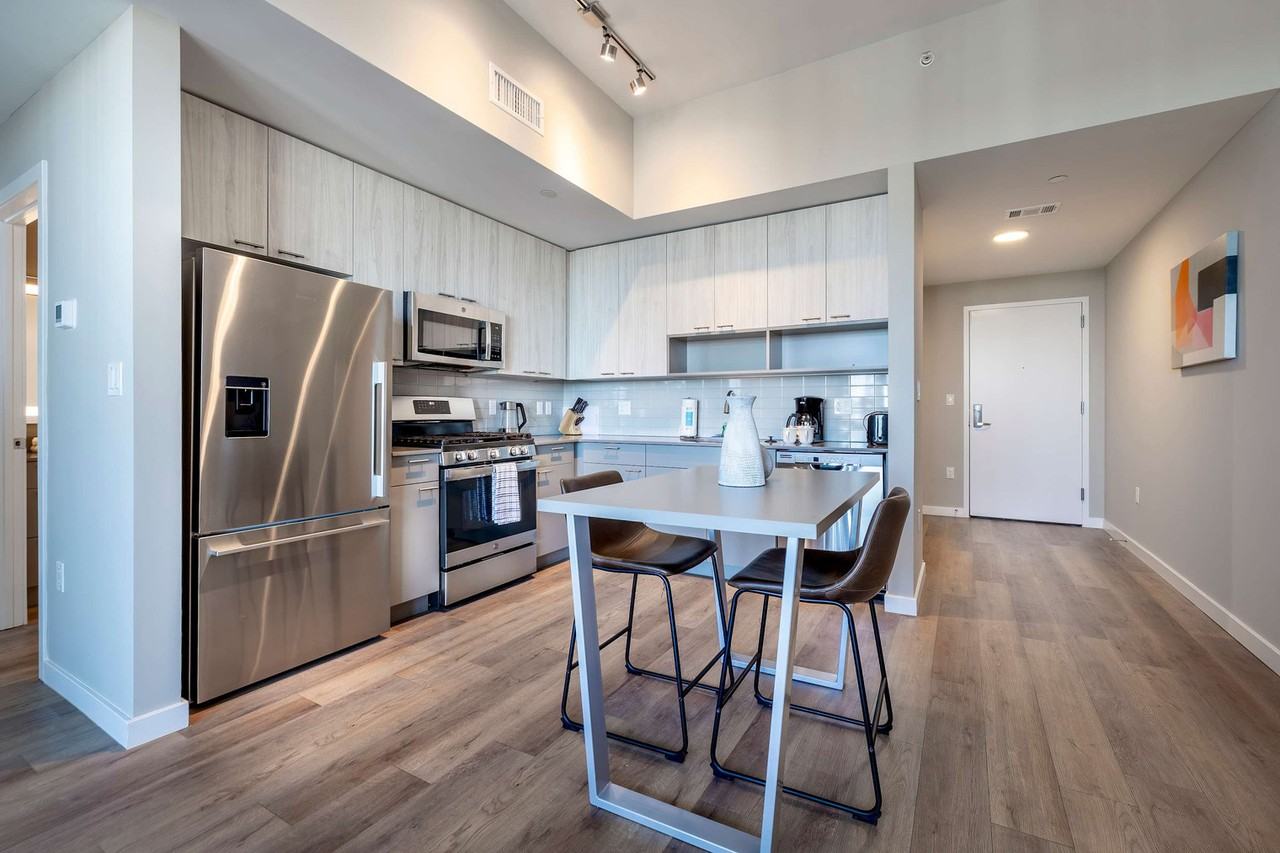 880 Pacific St #1050445P - Photo 3 of 9