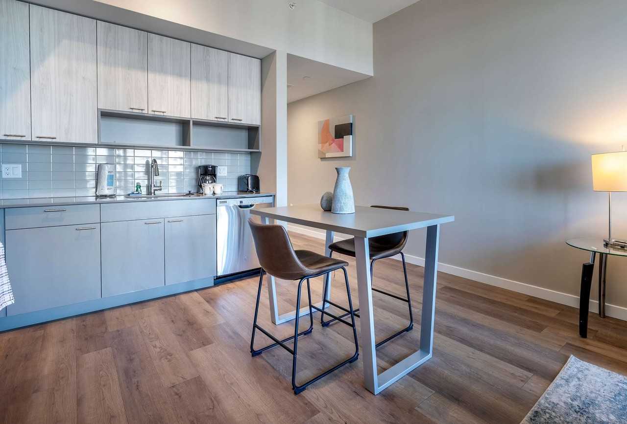 880 Pacific St #1050445P - Photo 6 of 9