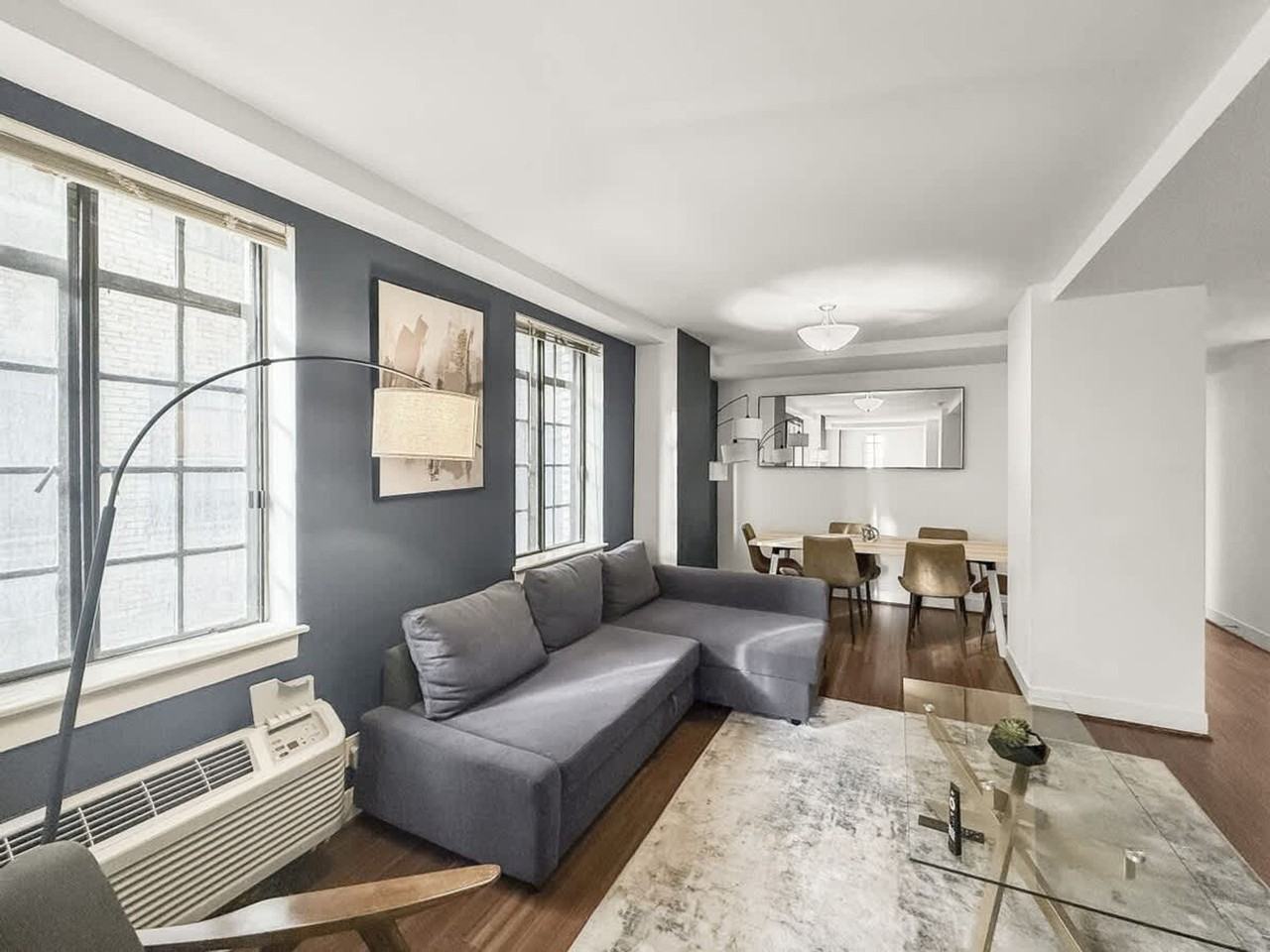 111 N 15th St #1055763P - Photo 2 of 30