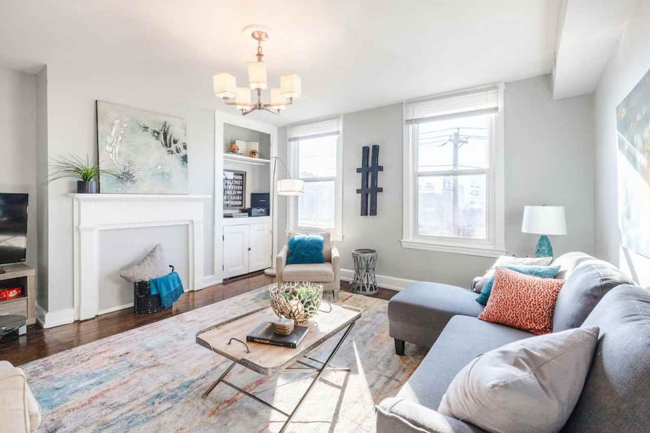 424 Liberty Hl #1056033P - Photo 2 of 24