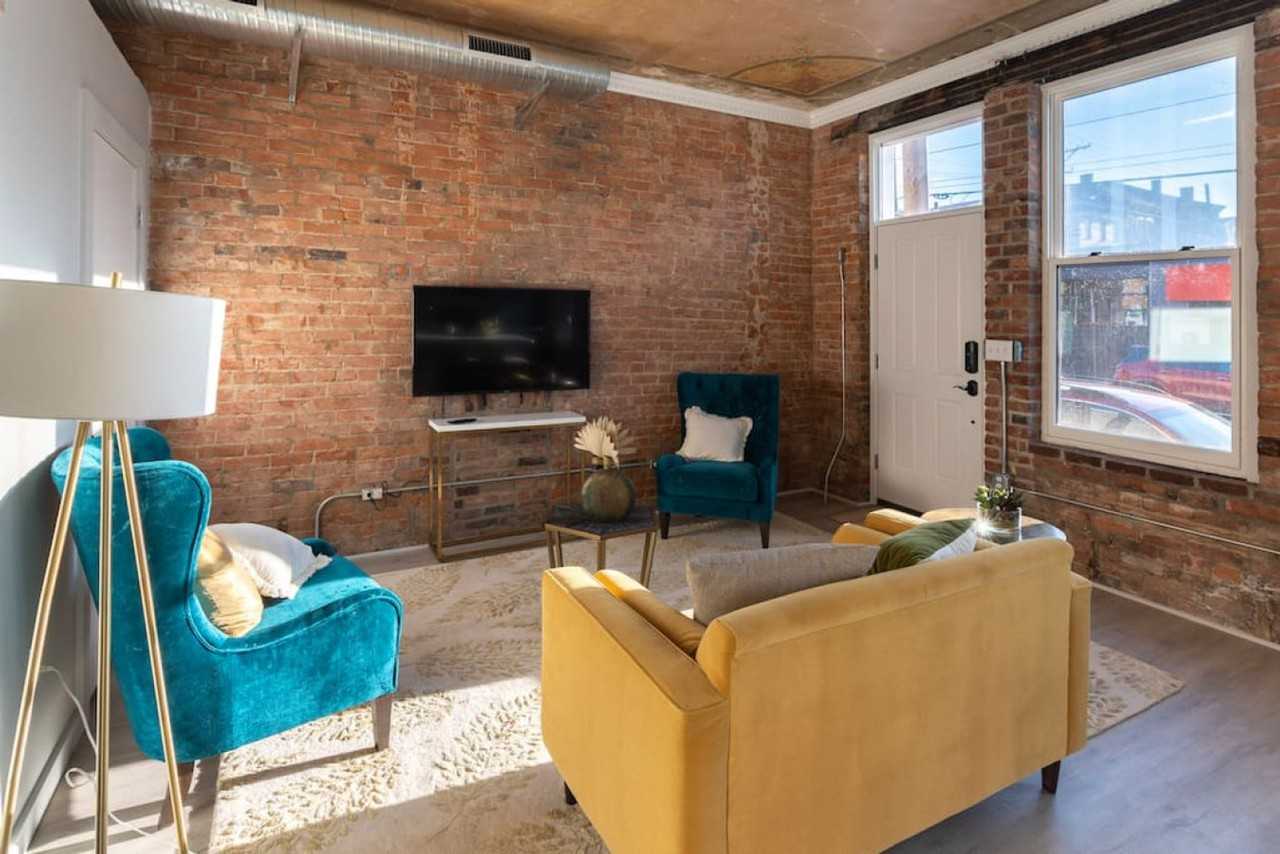 1900 Elm St #1056055P - Photo 2 of 21