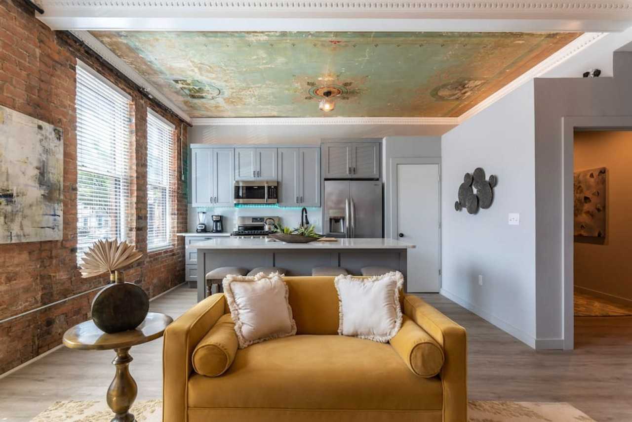 1900 Elm St #1056055P - Photo 3 of 21