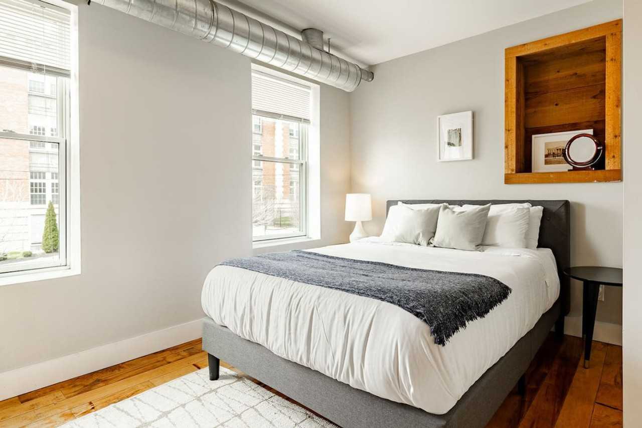 400 East 13th Street - Photo 4 of 30