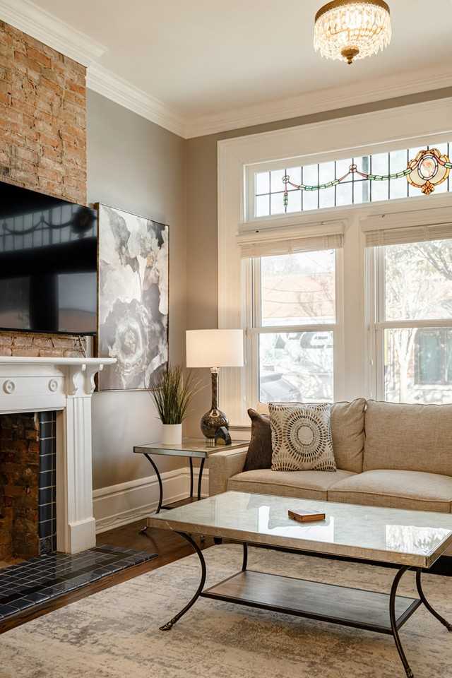2017 Elm St #1056145P - Photo 3 of 50