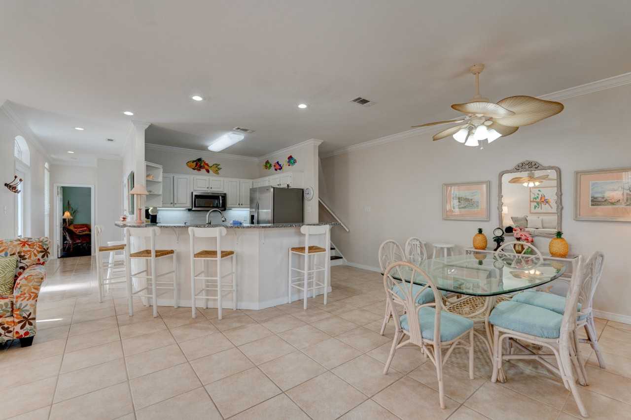 9 Onyx Cv #1056197P - Photo 3 of 50