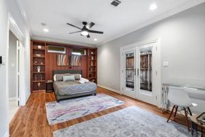 featured image of 1206 W 25th St