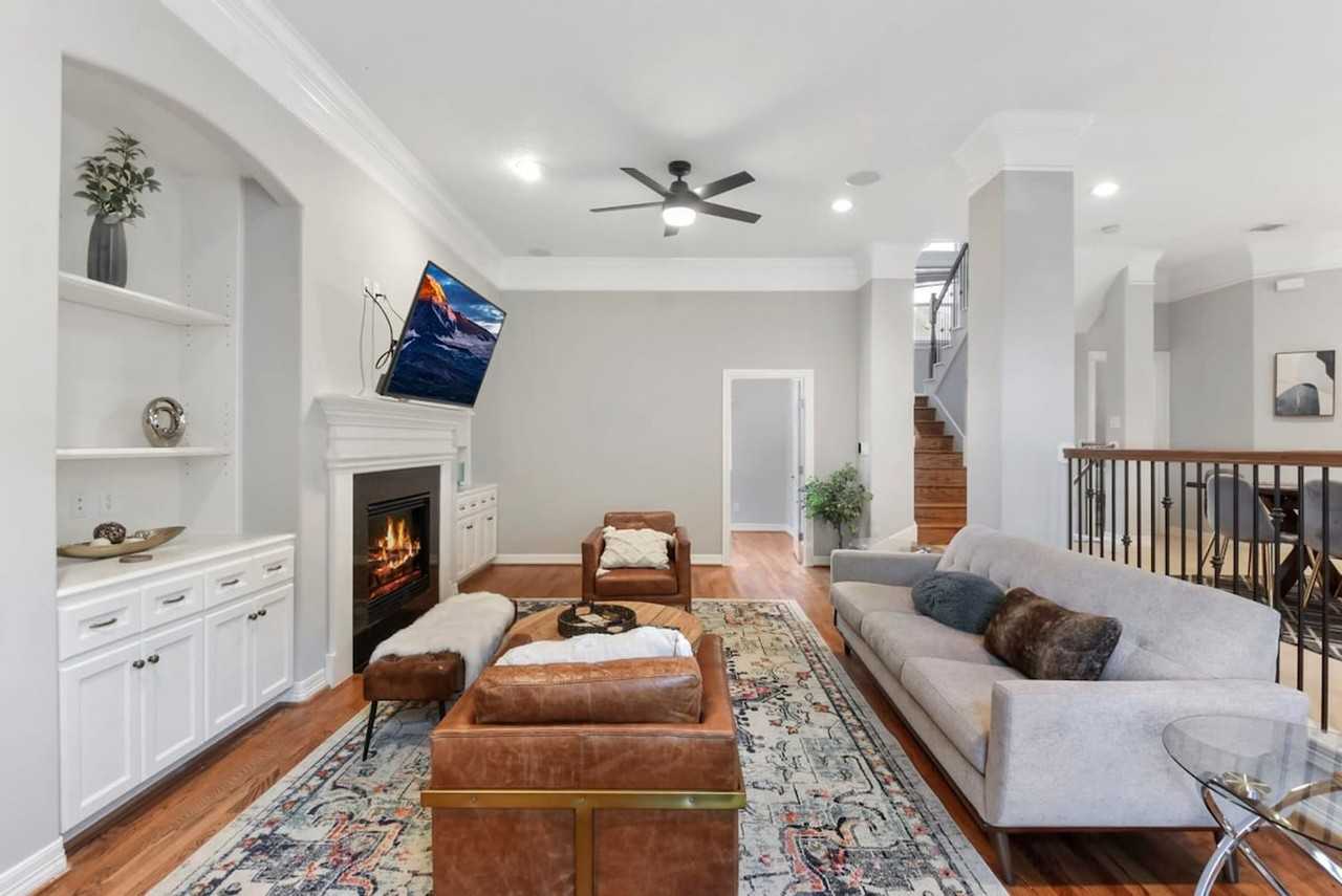 1206 W 25th St #1056411P - Photo 2 of 35