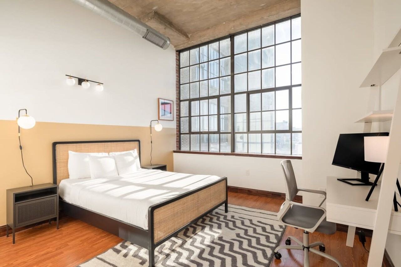 525 N 11th St #1060889P - Photo 5 of 31