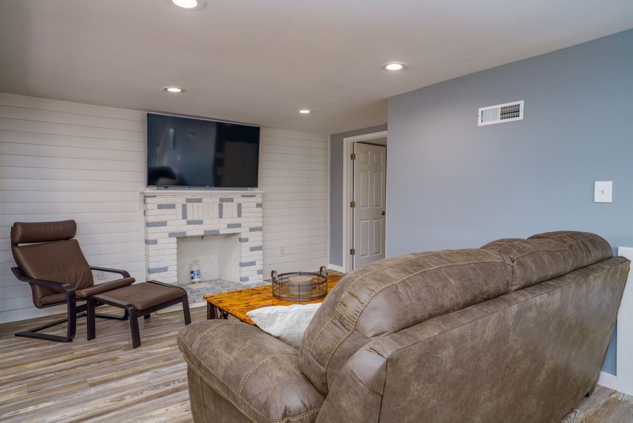 5571 Chagrin Dr #1061078P - Photo 3 of 29