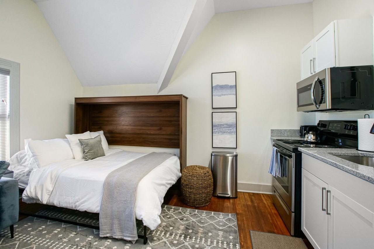 1848 E 89th St #1061085P - Photo 4 of 17