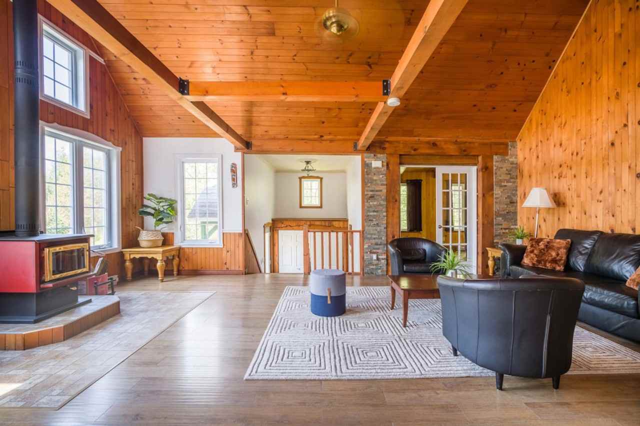 1735 Ch De La Croix #1061550P - Photo 4 of 33