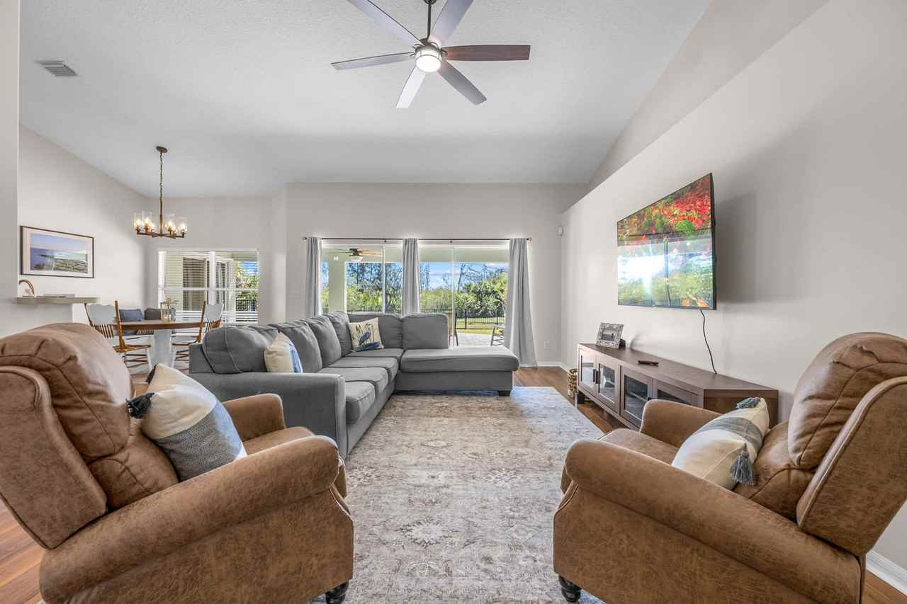 2860 S Courtenay Pkwy #1066580P - Photo 5 of 44