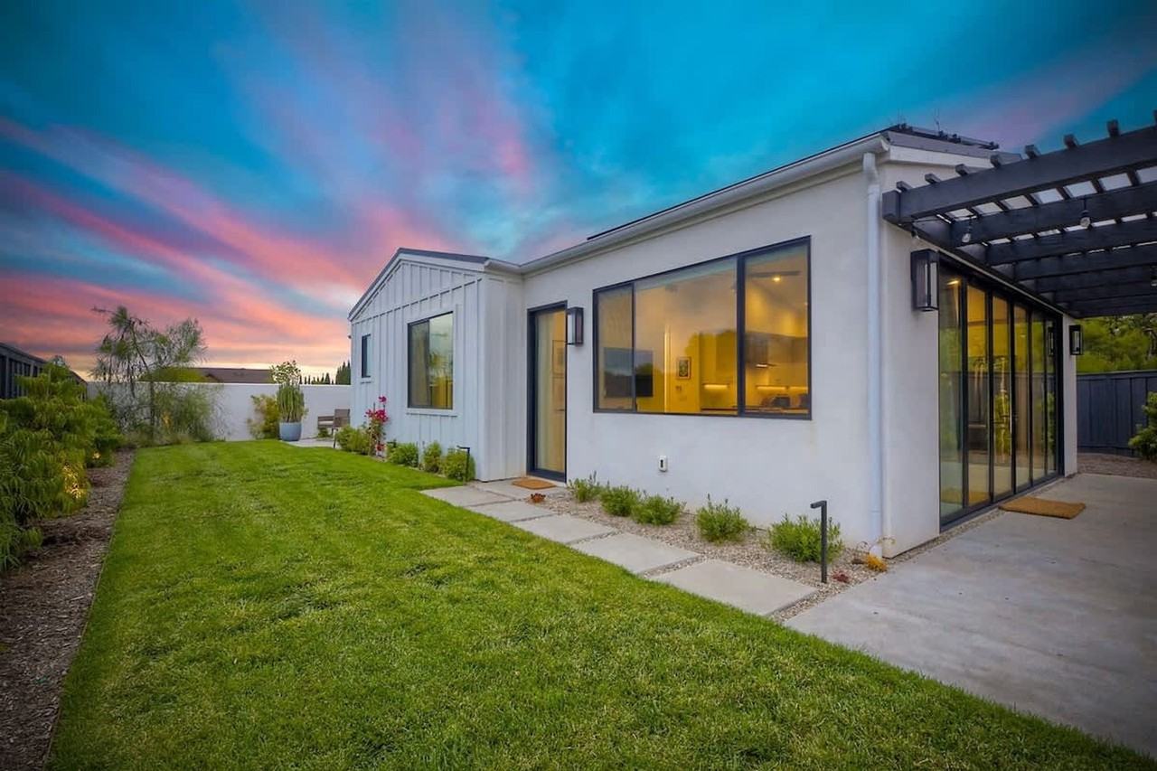 1329 Lake Dr #1068280P - Photo 6 of 41