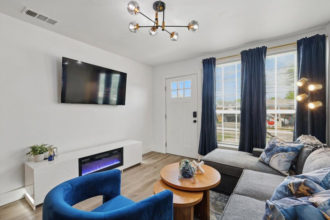 3015 Chihuahua Ave #1069902P - Photo 3 of 32