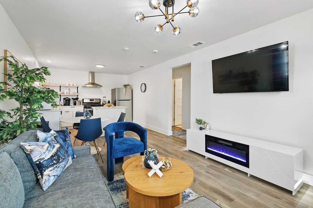 3015 Chihuahua Ave #1069902P - Photo 4 of 32