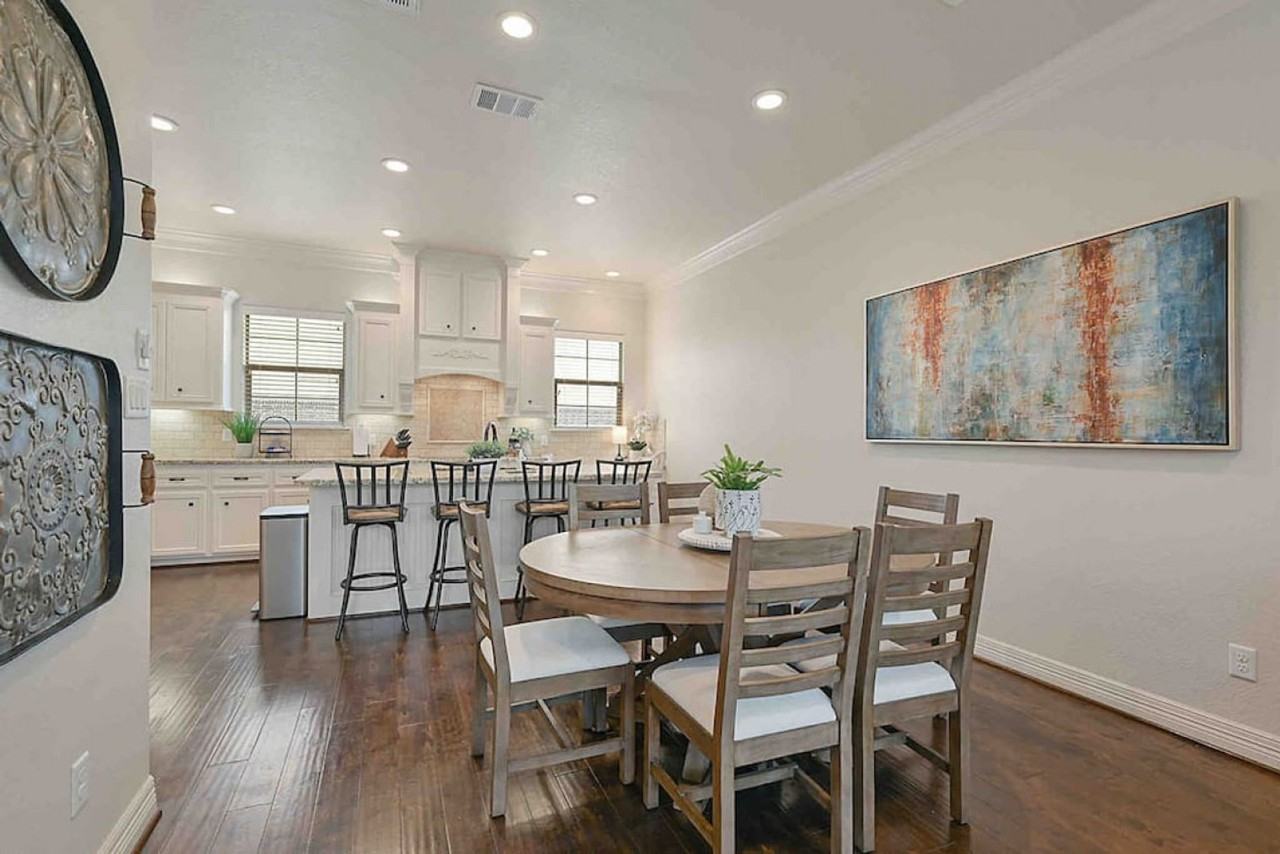 502 Jefferson St #1071602P - Photo 3 of 38