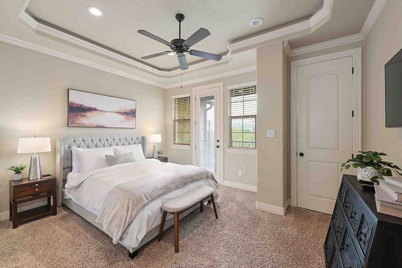 502 Jefferson St #1071602P - Photo 5 of 38