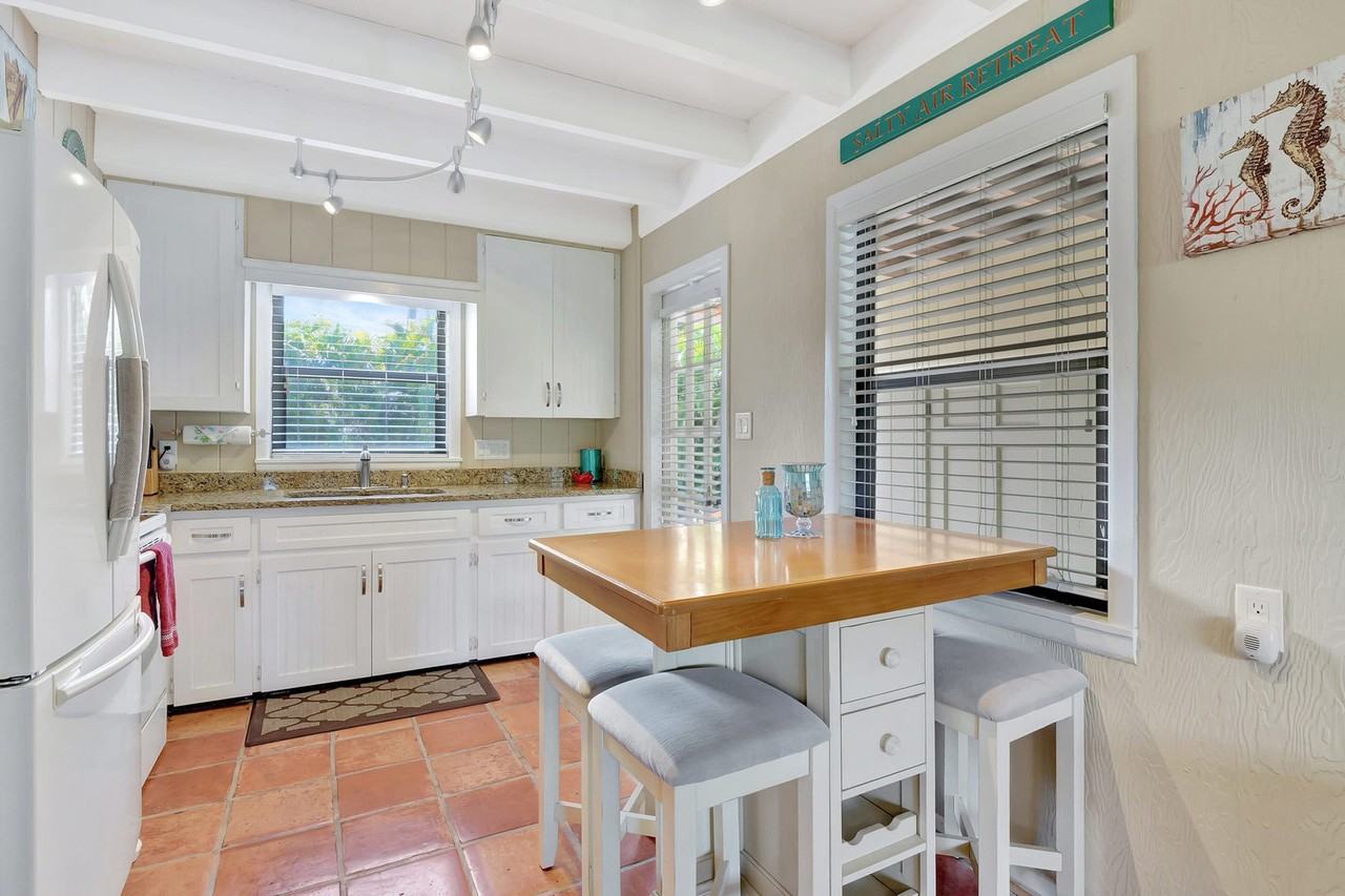 1266 Michigan Avenue #1073503P - Photo 4 of 42