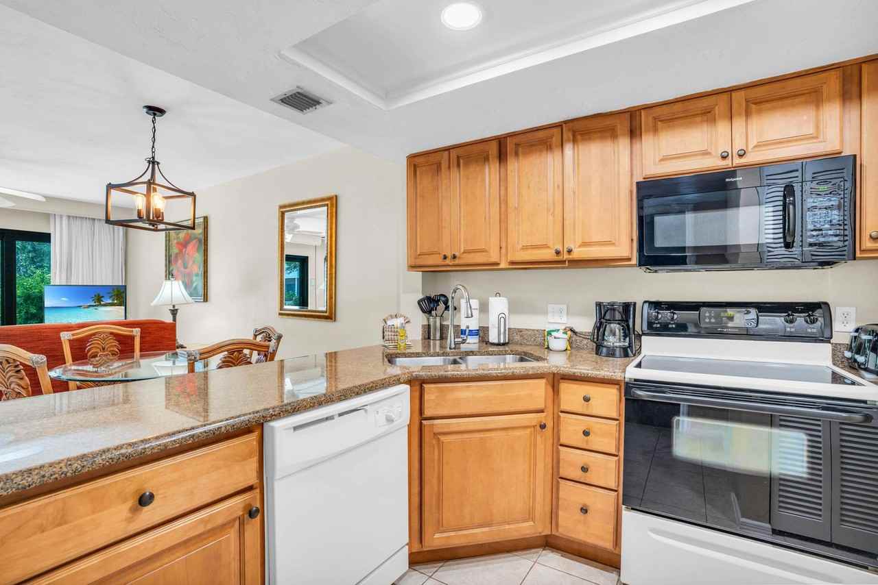 600 Neapolitan Way - Photo 4 of 39