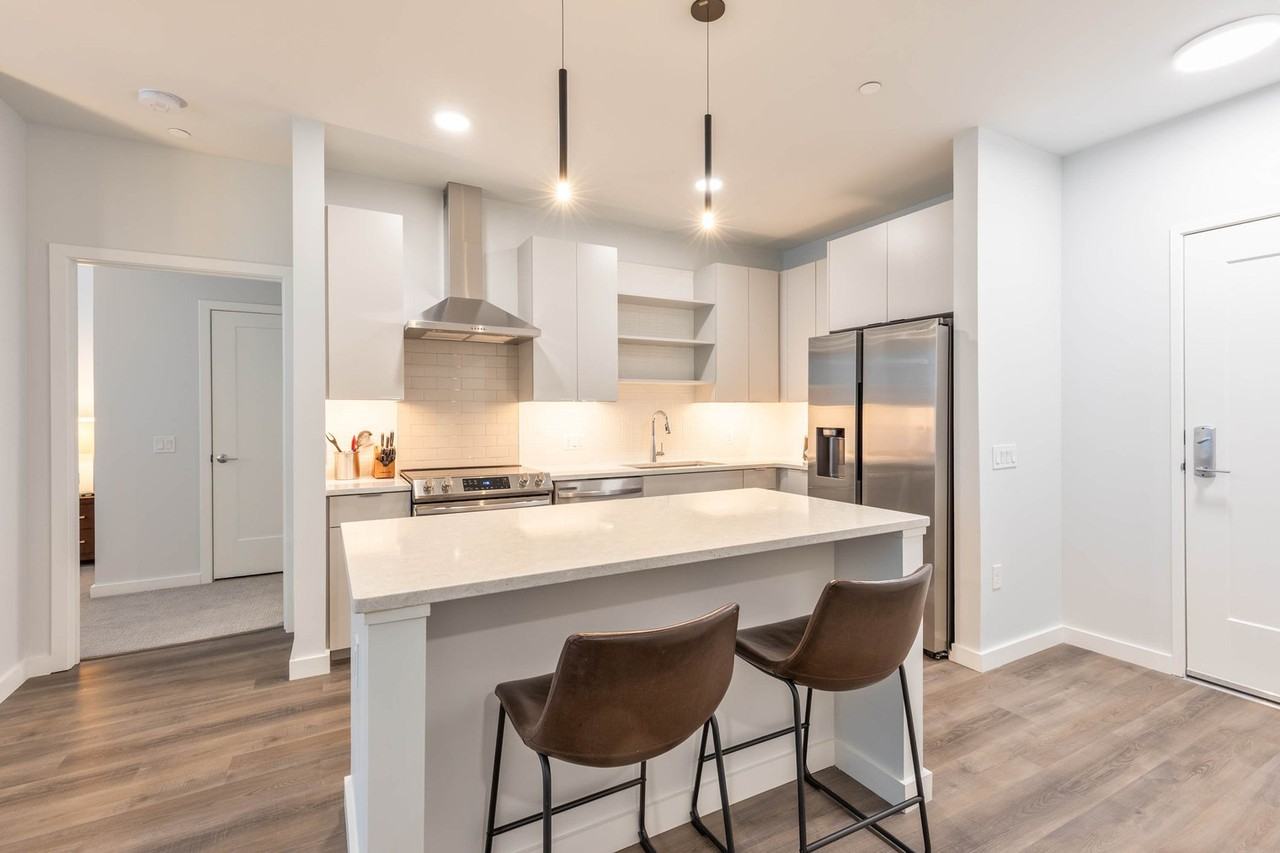 305 Winter St #1073615P - Photo 6 of 17