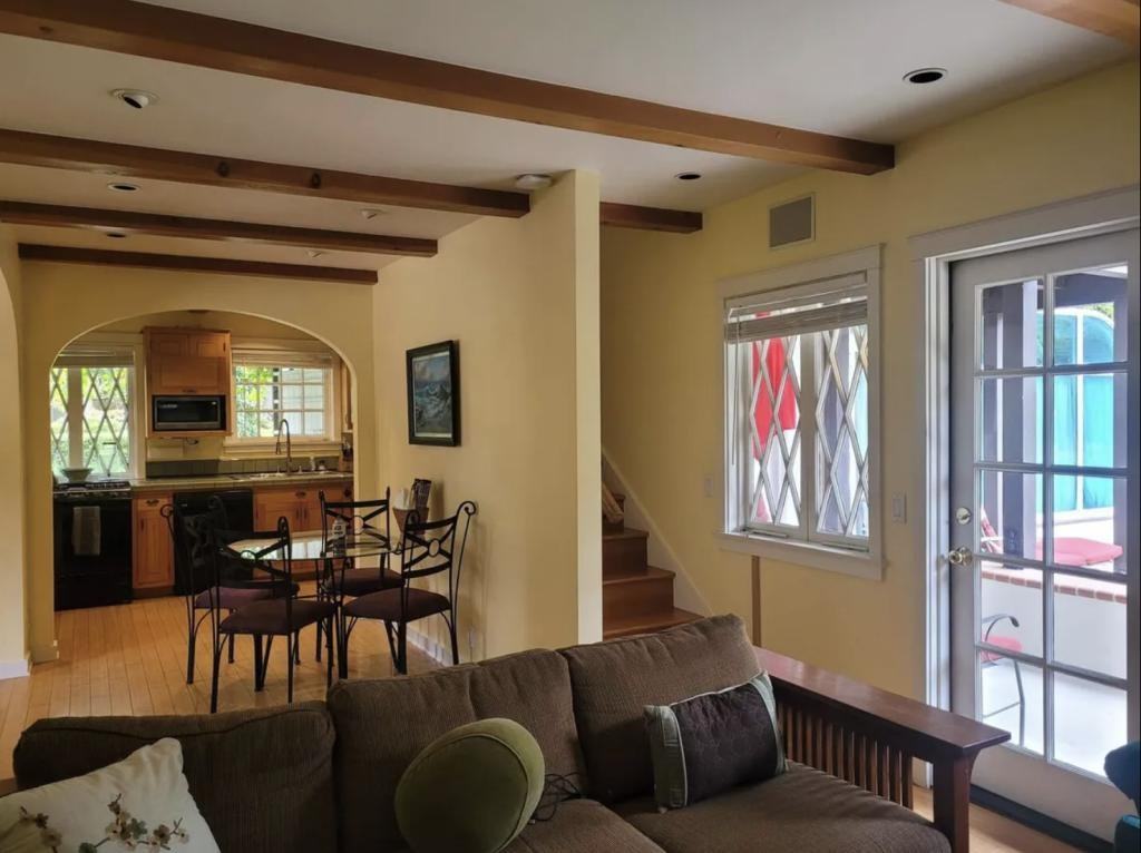 1287 Coast Village Cir - Photo 3 of 17