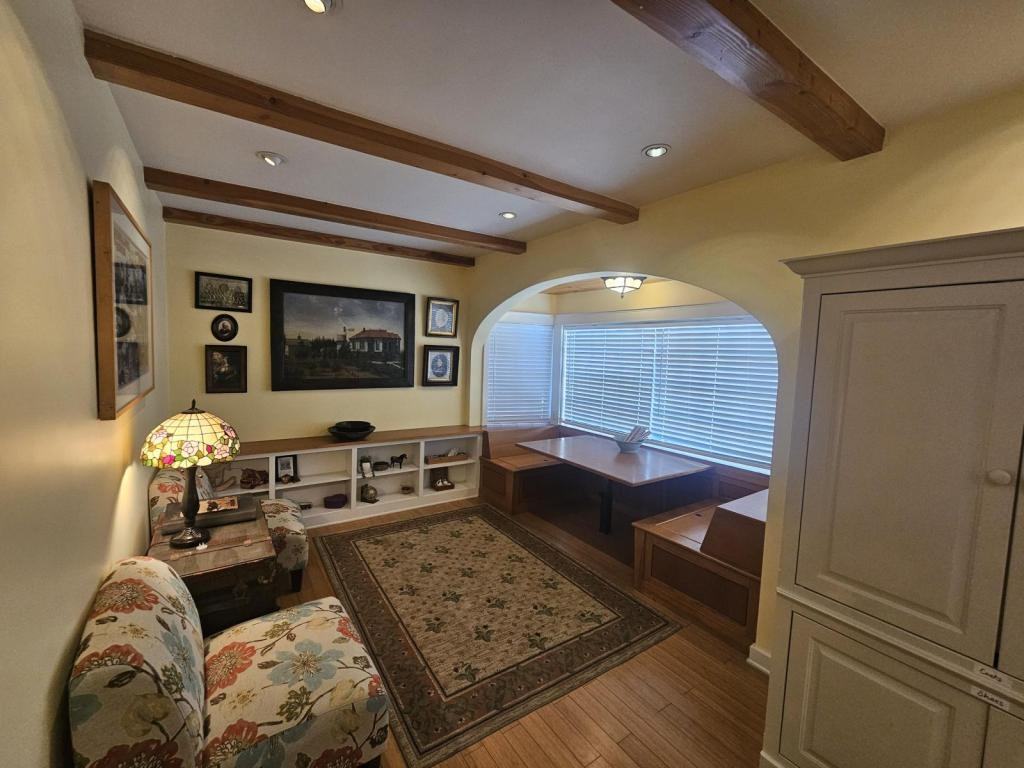 1287 Coast Village Cir - Photo 5 of 17