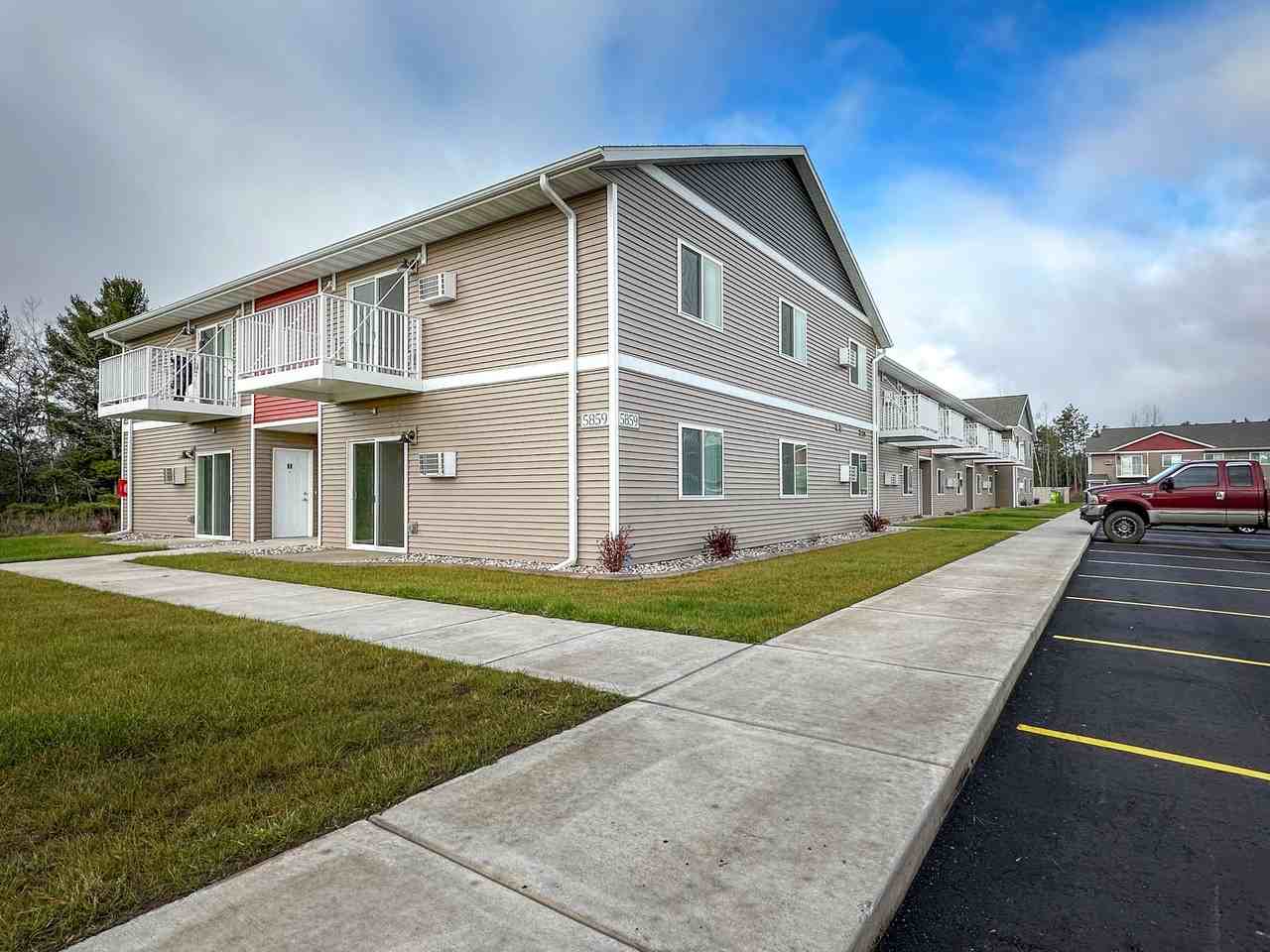 SCS Florence - Photo 5 of 9