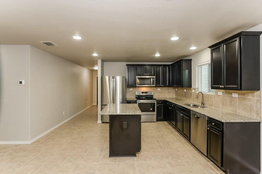 9847 Silver Mist Way - Photo 5 of 16