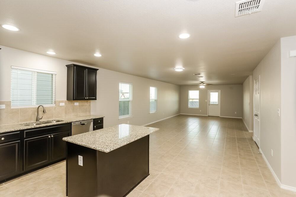 9847 Silver Mist Way - Photo 7 of 16