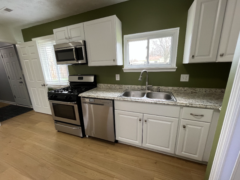 7415 Timothy St - Photo 2 of 20