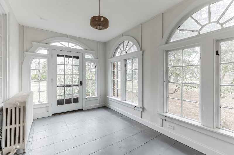 60 Maple Ave - Photo 5 of 20